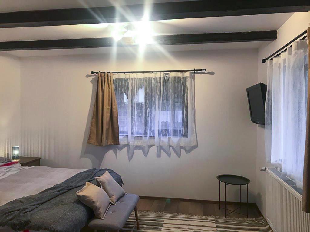 Cununa Vailor Deseşti Extérieur photo